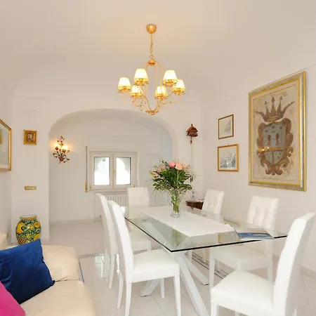 Donna Luisa 9 Amalfi Sea View - Free Parking بيت للعطل