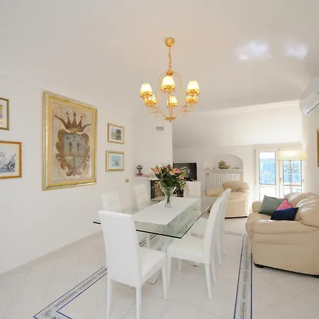 Donna Luisa 9 Amalfi Sea View - Free Parking Scala